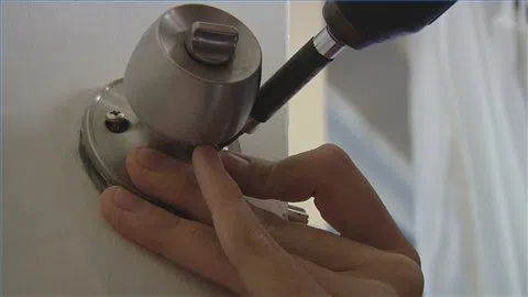 Lock Safe Services Spring, TX 281-954-4988 - change-locks-service